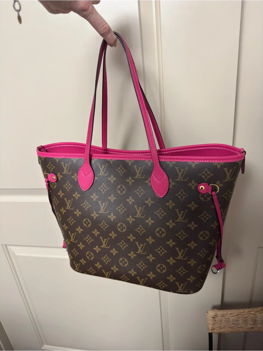 Reversible! Two tote bags in one!